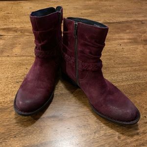 Born Abernath Suede Boots Burgundy; Size 6